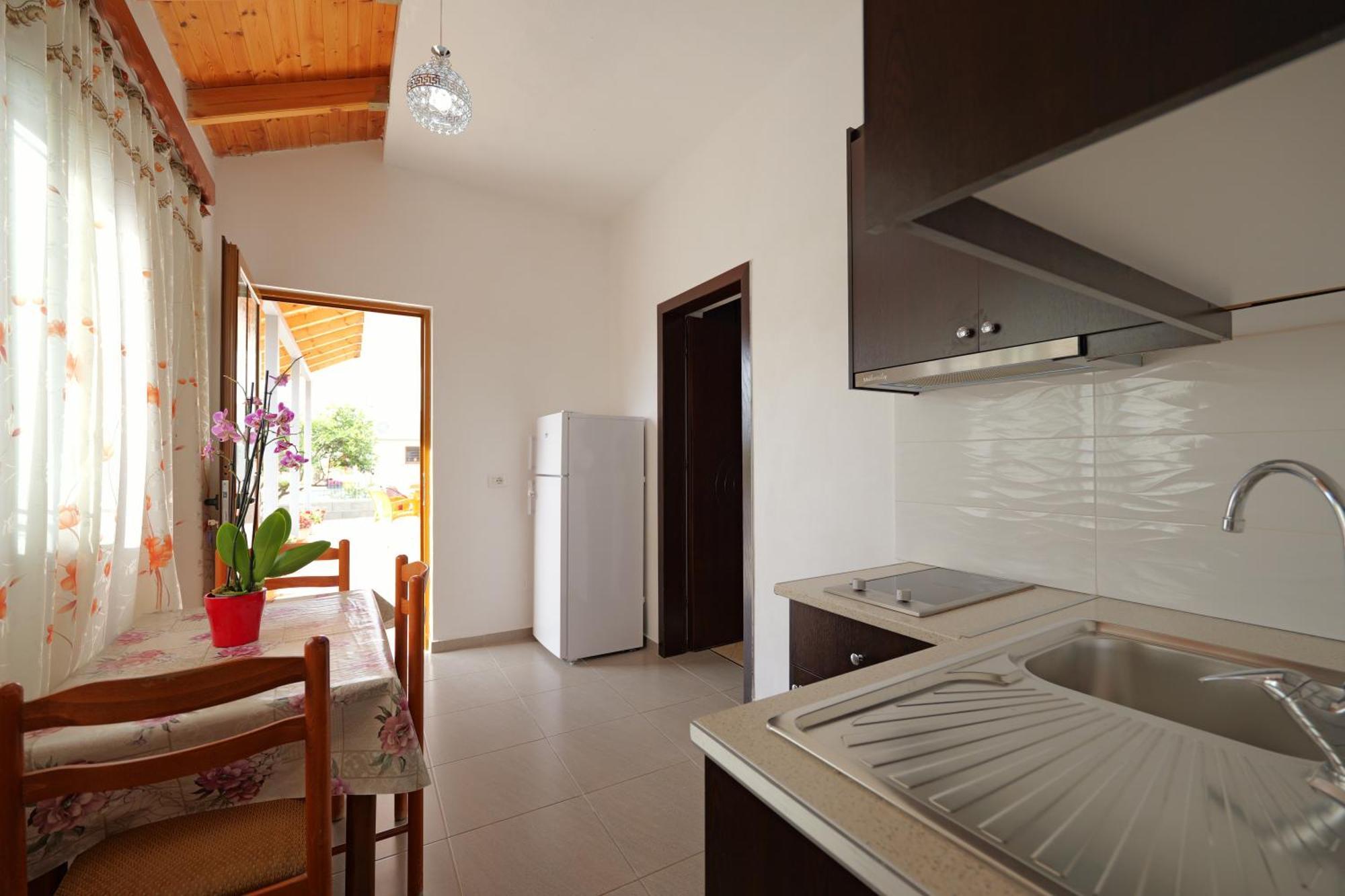 Brahimi Guest House Ksamil Exteriör bild