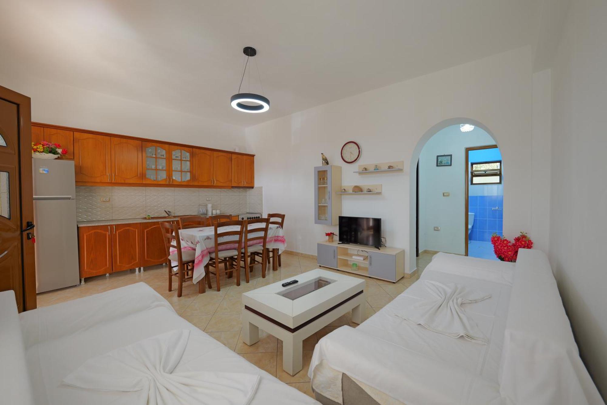 Brahimi Guest House Ksamil Exteriör bild